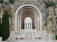 "Dedicated to  sons and daughters of Nice who died for France"